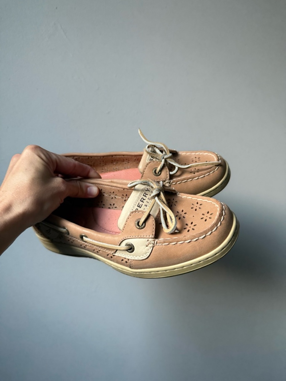 Sperry Top Sider Angelfish EyeLet Leather Boat Shoe Slip On Lace Up Shoe Size 7 - Picture 12 of 12